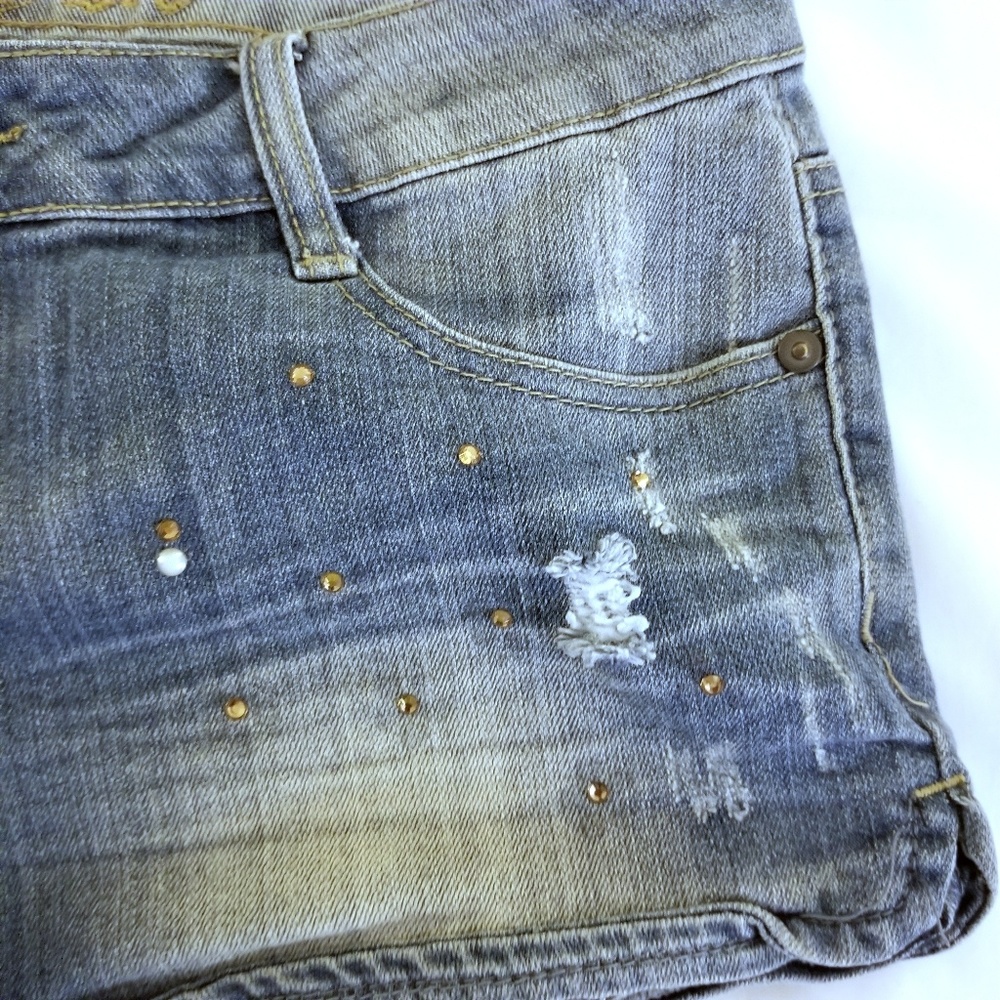 Vanilla Star Jean Shorts NWOT - Picture 2 of 7